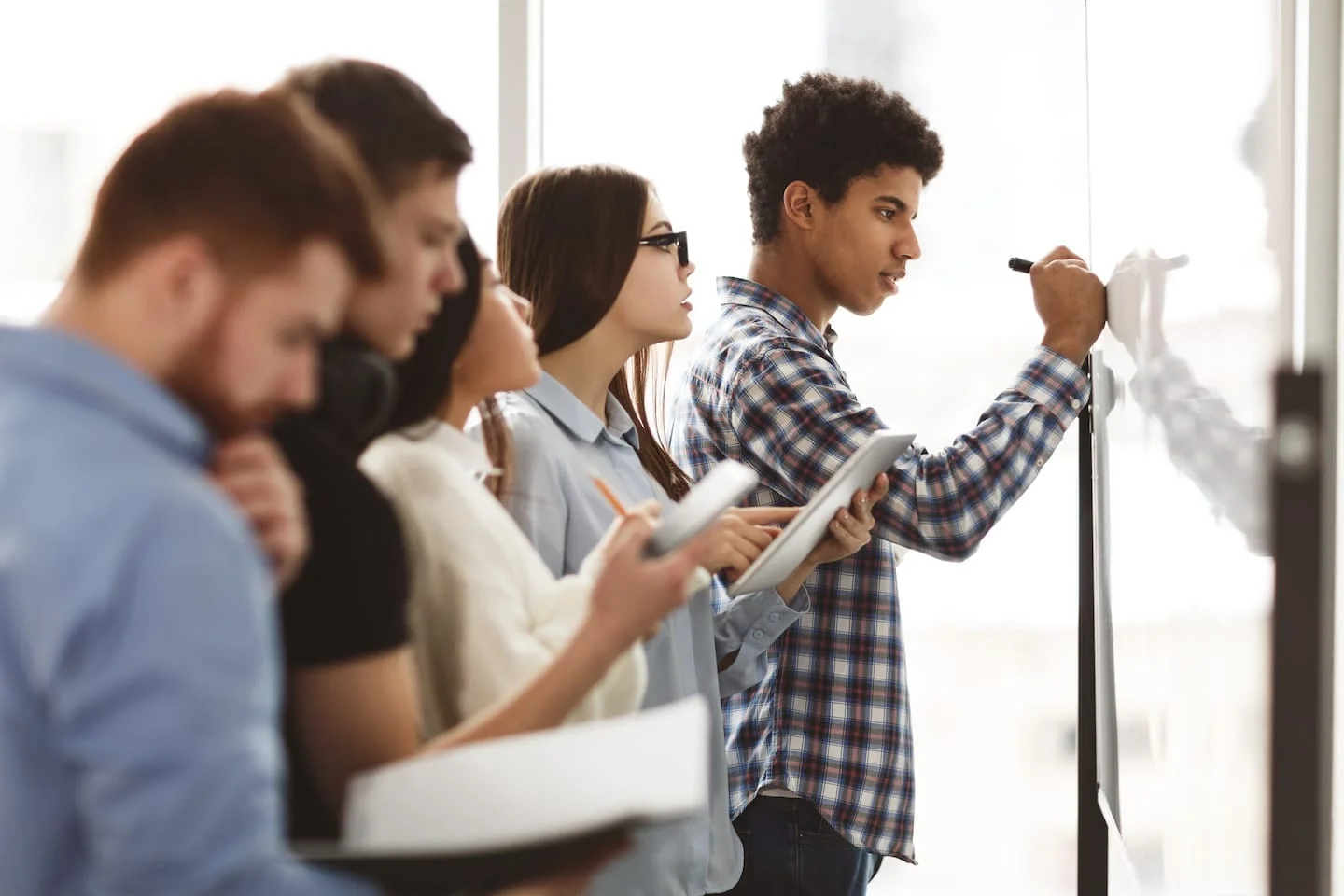 Social fluency vs Academic proficiency:  What's the difference? - Bilingual Bridges